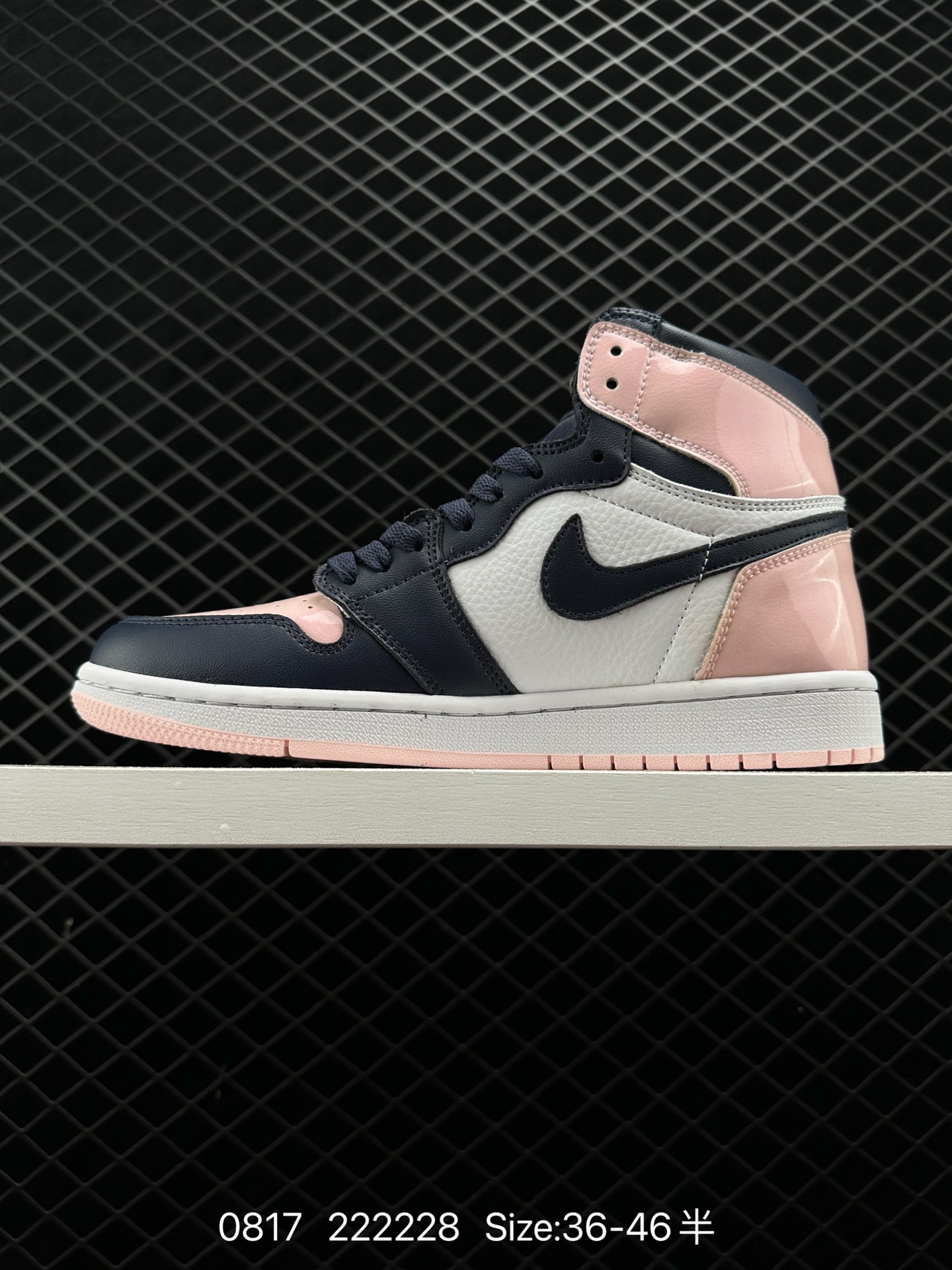 NIKE AIR JORDAN 1 MID AJ1